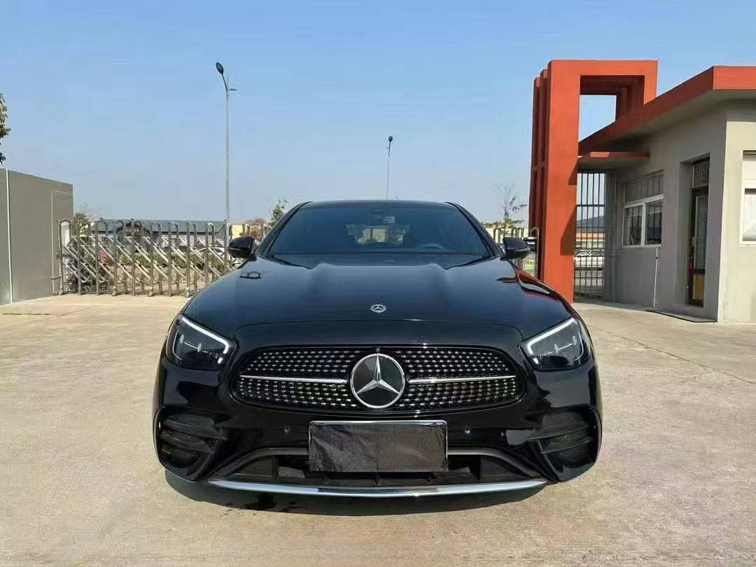 Mercedes-Benz E300L 2.0T 2023 — изображение 3