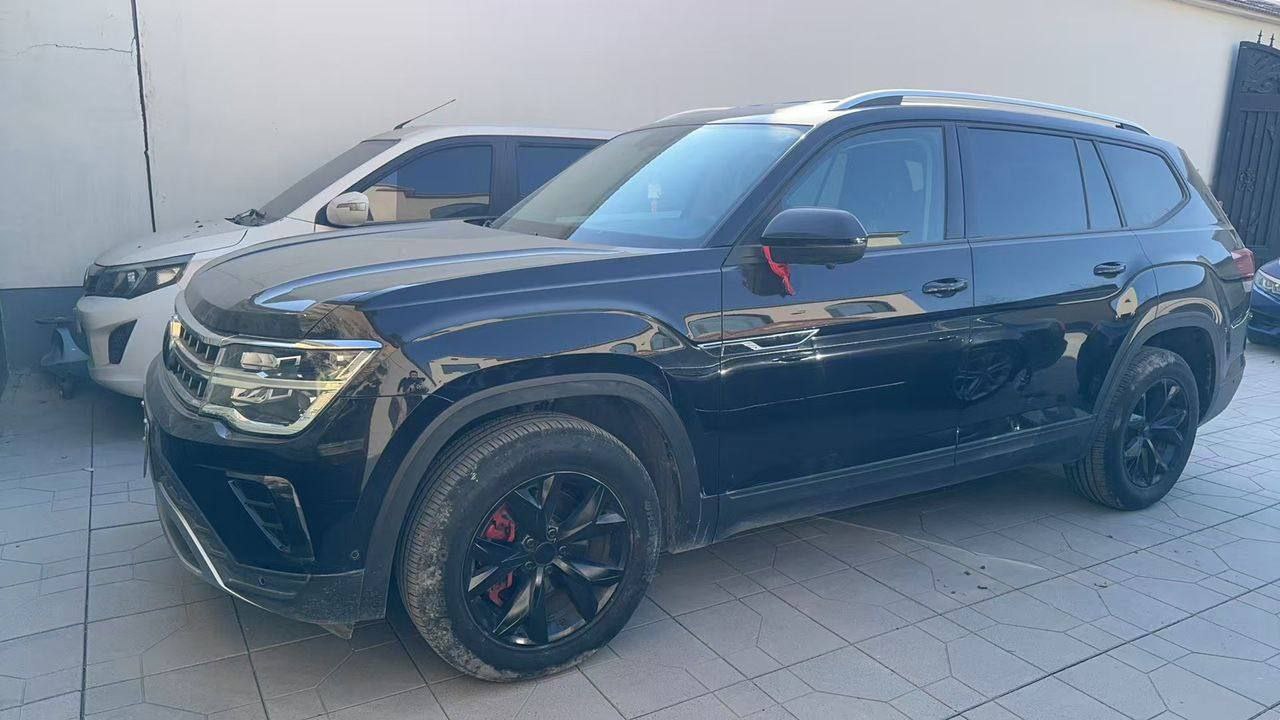 Volkswagen Teramont 380TSI 2.0T 2021 — изображение 2