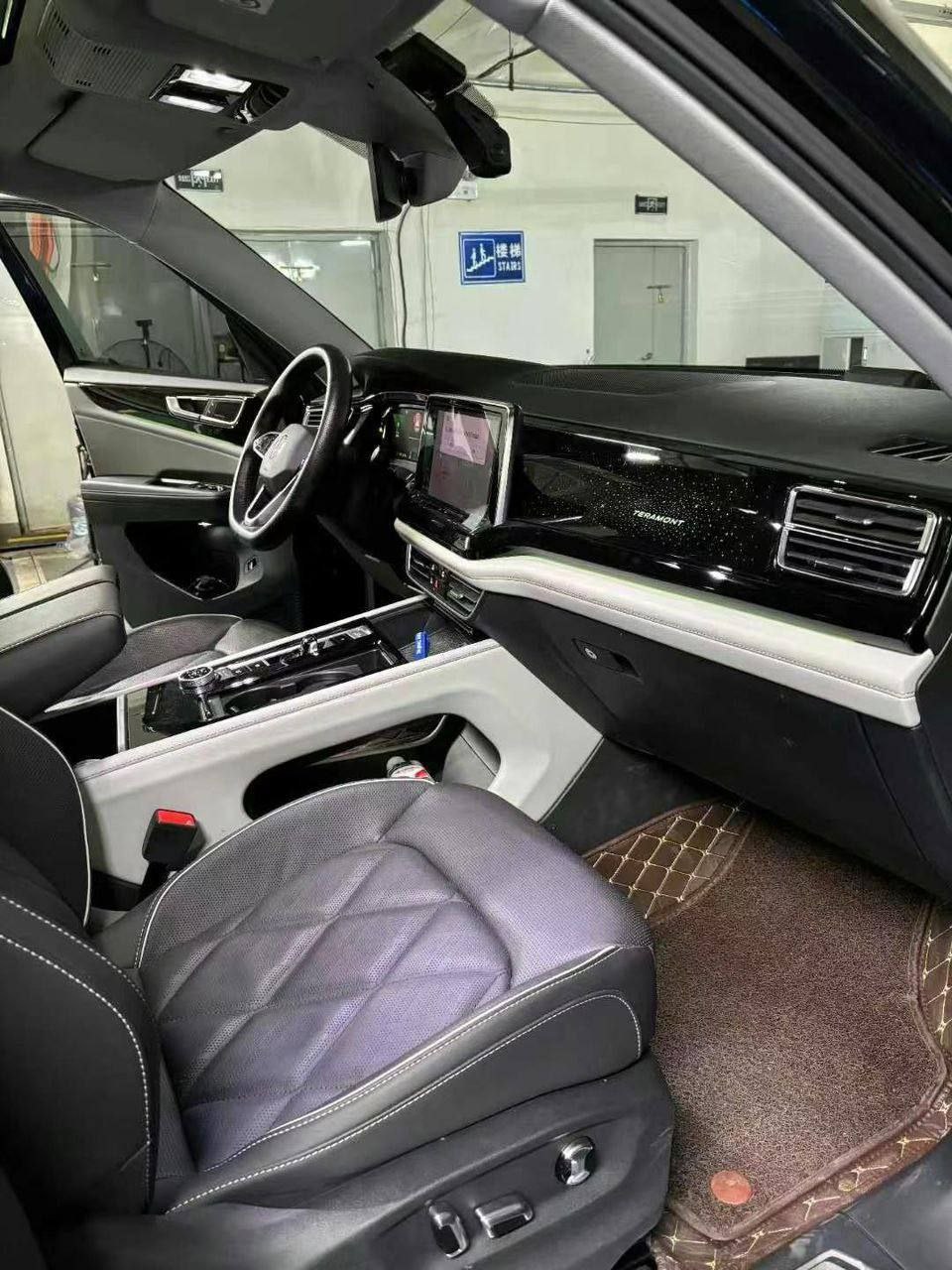 Volkswagen Teramont 380TSI 2.0T 2021 — изображение 8