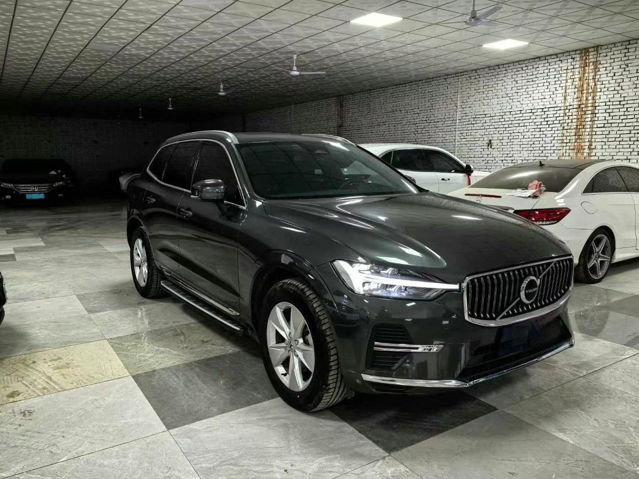 Volvo XC60 B5 2.0T 2021
