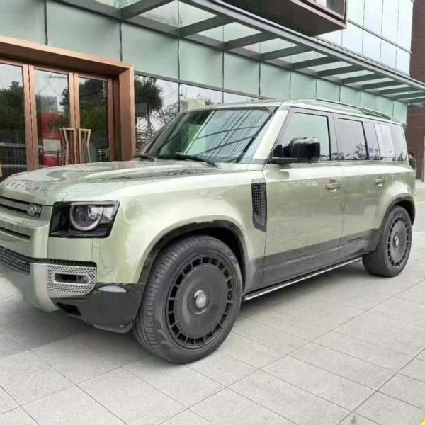 Land Rover Defender 3.0T 400 л.с. 4WD 2021