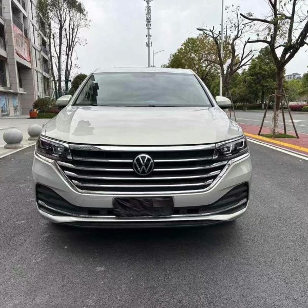 Volkswagen VILORAN 2.0T 186 л.с. 330TSI Deluxe Edition 2021